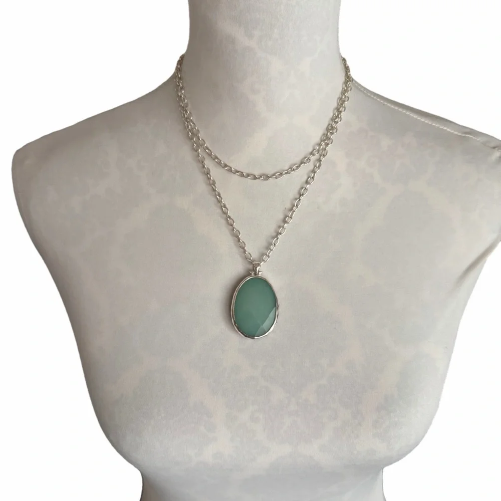 Stella & Dot Silver Sanibel Two Sided Stone Pendant Necklace Green / Labadorite